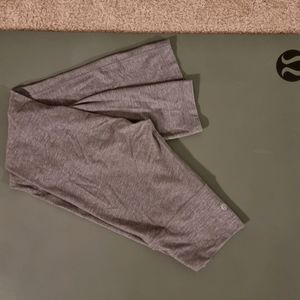 Lululemon Gray yoga leggings